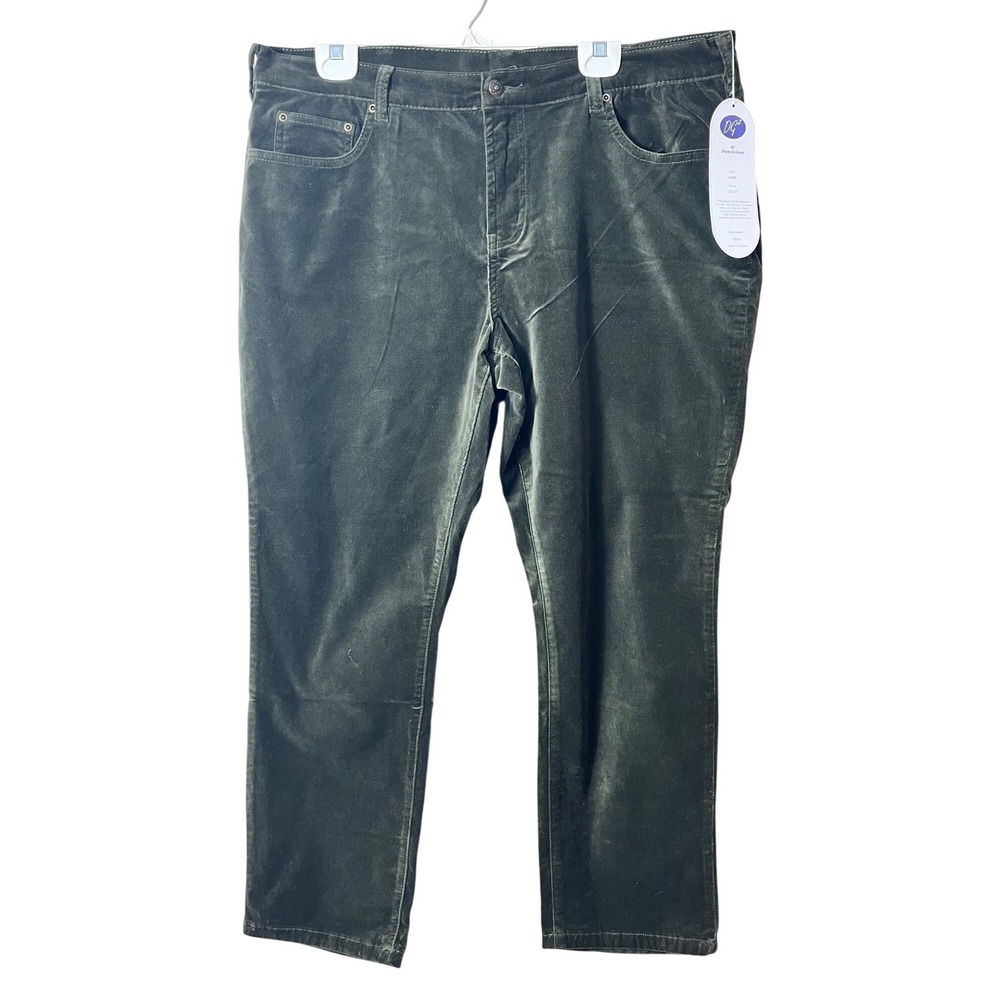 NWT DG2 by Diane Gilman Soft Stretch Velvet‎ Straight Leg Pant Olive Green 18WP